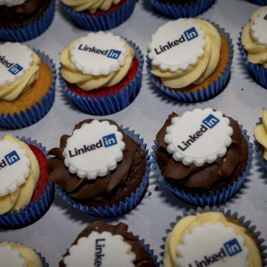 LinkedIn-cupcakes